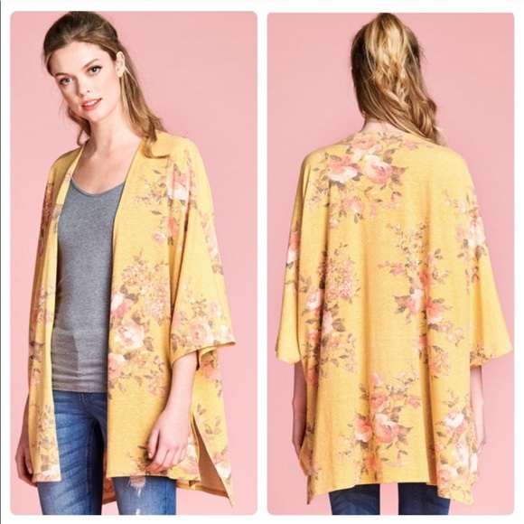 Other - 💥 Yellow Floral Kimono